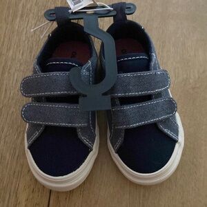 Old Navy Toddler Sneakers